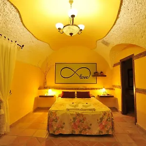 Cuevas La Granja Apartment